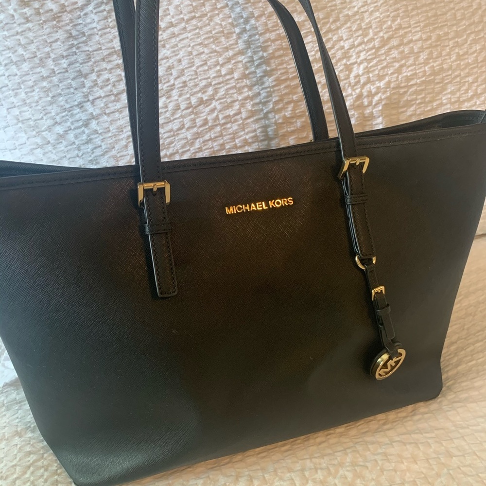 Michael Kors Medium Leather Tote w/Laptop Pocket
